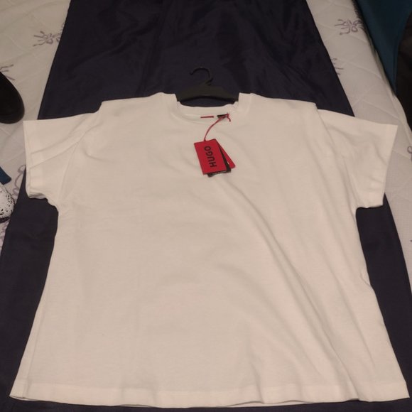 HUGO T-SHIRT - Picture 14 of 14